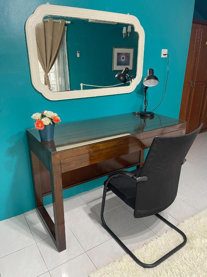 Venice Raudhah Guest House Lumut Ngoại thất bức ảnh