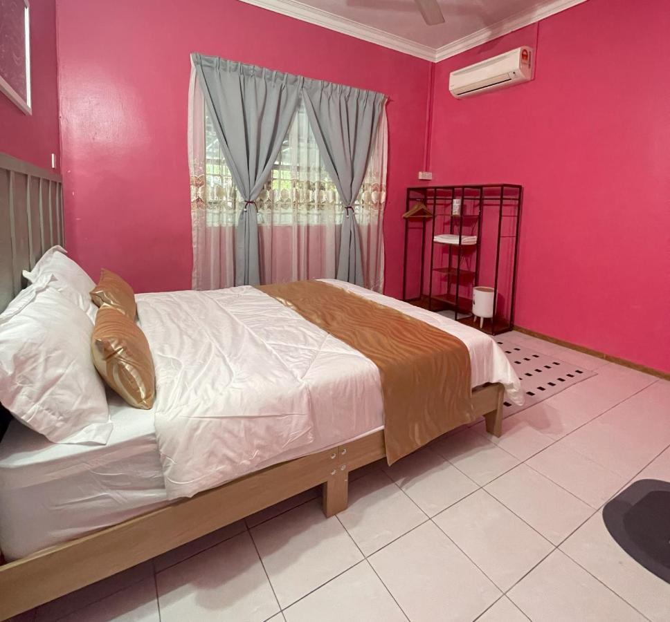 Venice Raudhah Guest House Lumut Ngoại thất bức ảnh